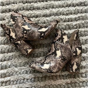 Women’s Steve Madden snakeskin boots